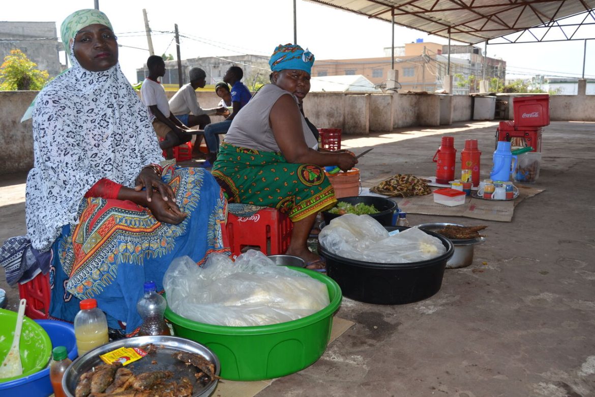 Venda de comida nas ruas: as condições higiénicas são críticas
