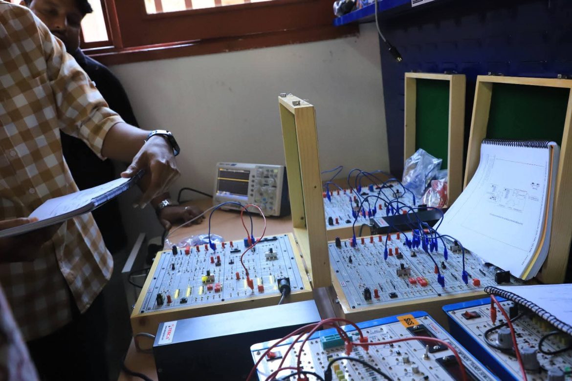 UniRovuma recebe equipamentos de última geração para curso de Engenharia