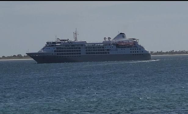Cruzeiro com 216 turistas escala Ilha de Moçambique