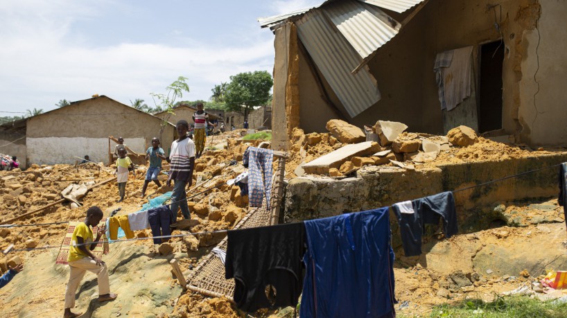 Anchilo: Chuvas destroem casas e deixam mais de 400 famílias ao relento